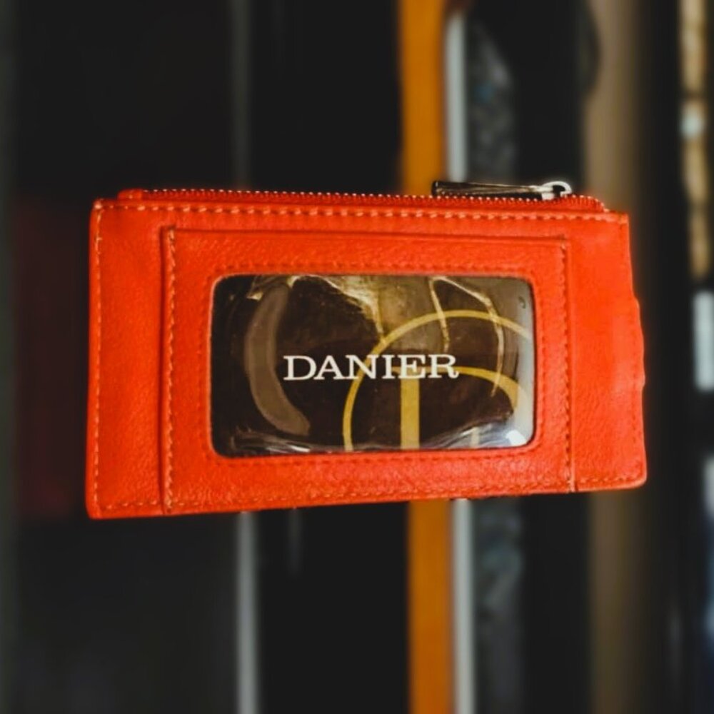 New Authentic Danier Genuine Leather Wallet with Clear ID Slot & Zippered Pocket